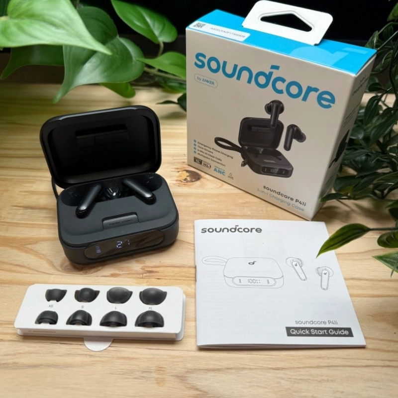 Anker SoundCore P41i 3-in-1 Charging Case